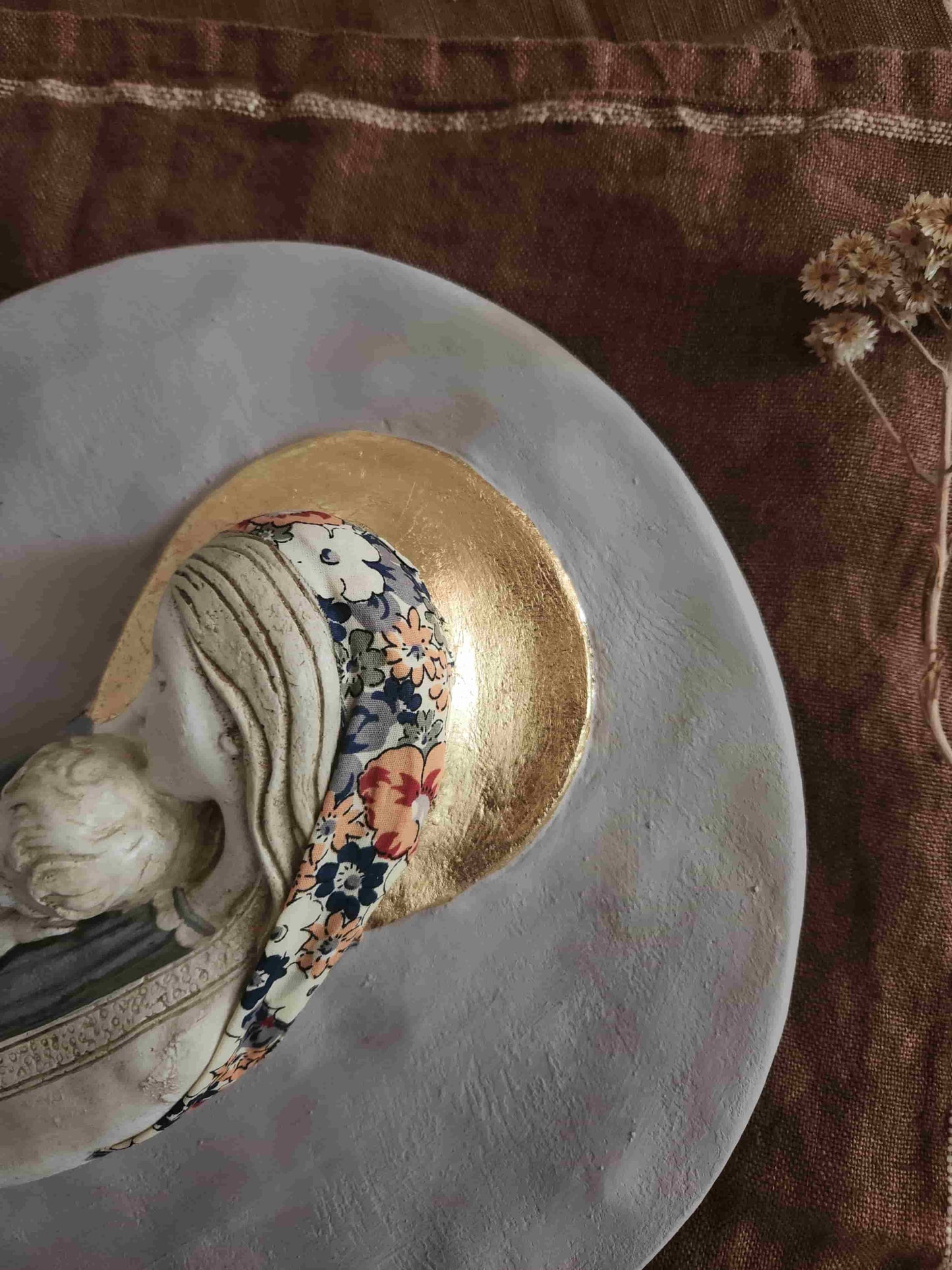 Virgen pintada a mano Liberty Lucía