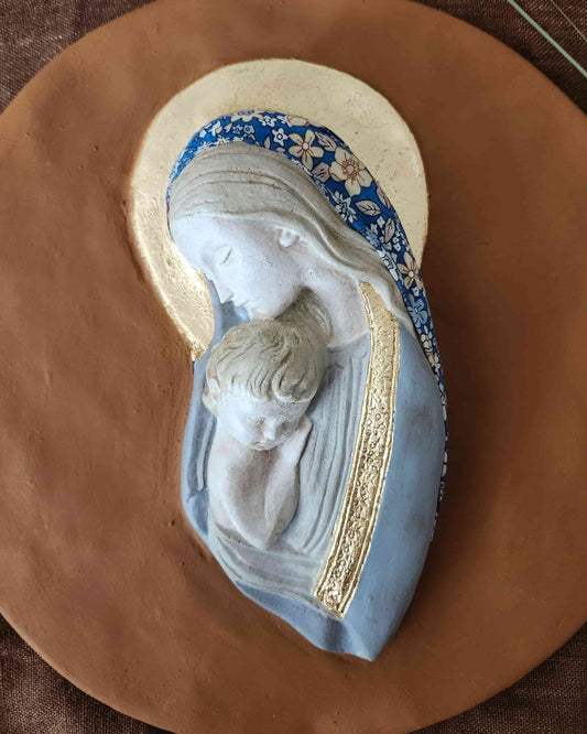 Virgen pintada a mano Alerce