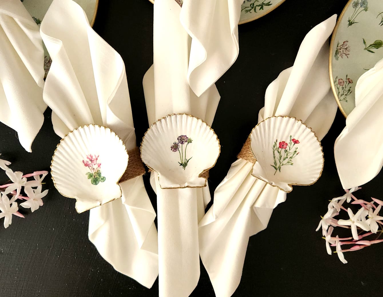 Conjunto 8 servilleteros diseño flores