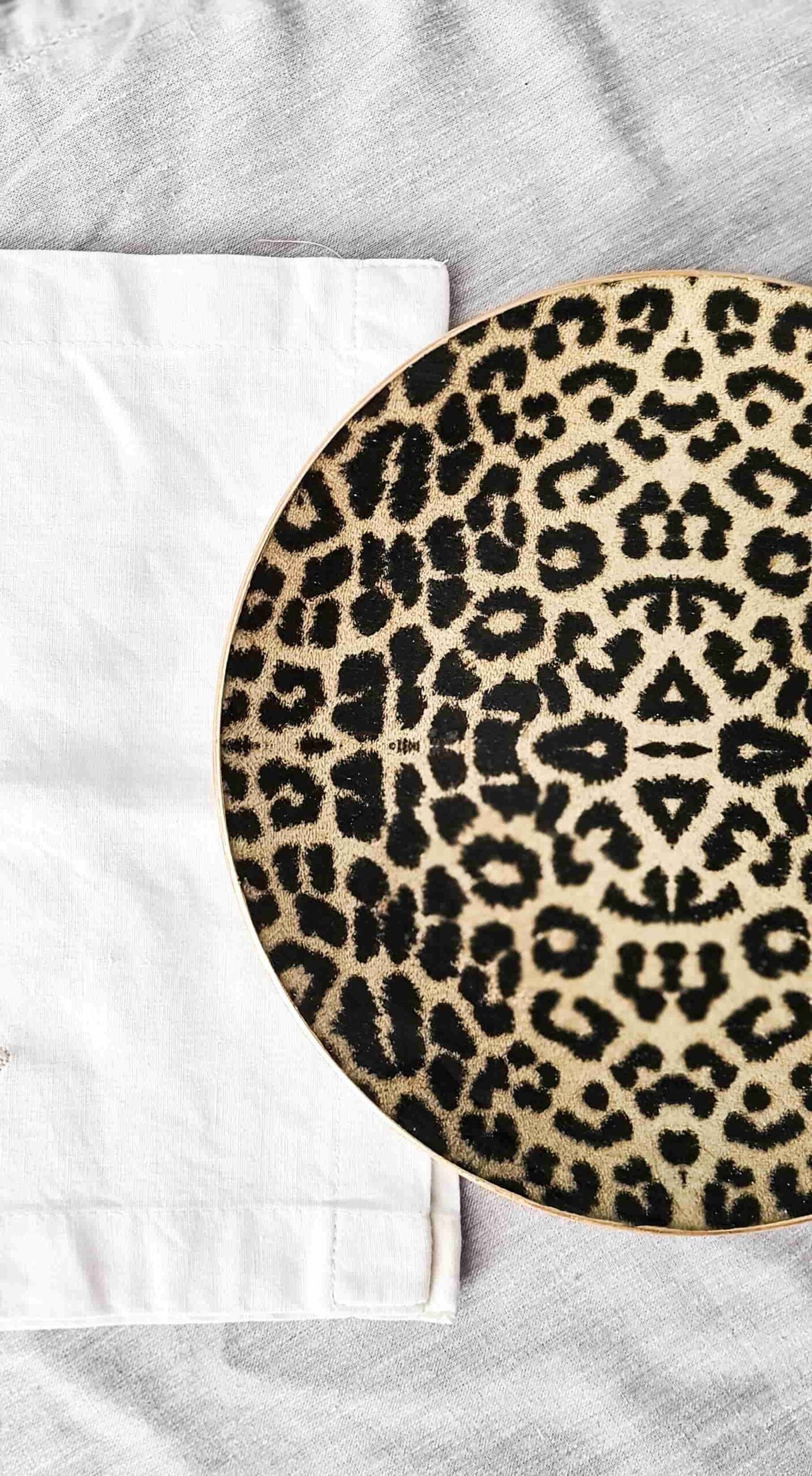 Bajo Plato Redondo 30 cm Animal Print