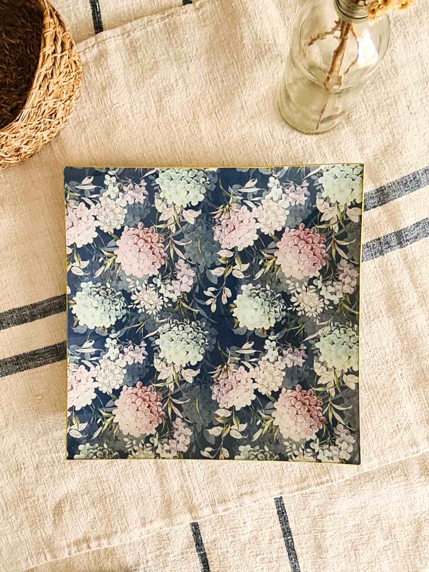 Conjunto bandejas  diseño de Martín Pescador 25cm y  14x24 cm