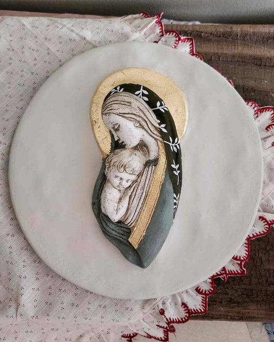 Virgen pintada a mano Inés
