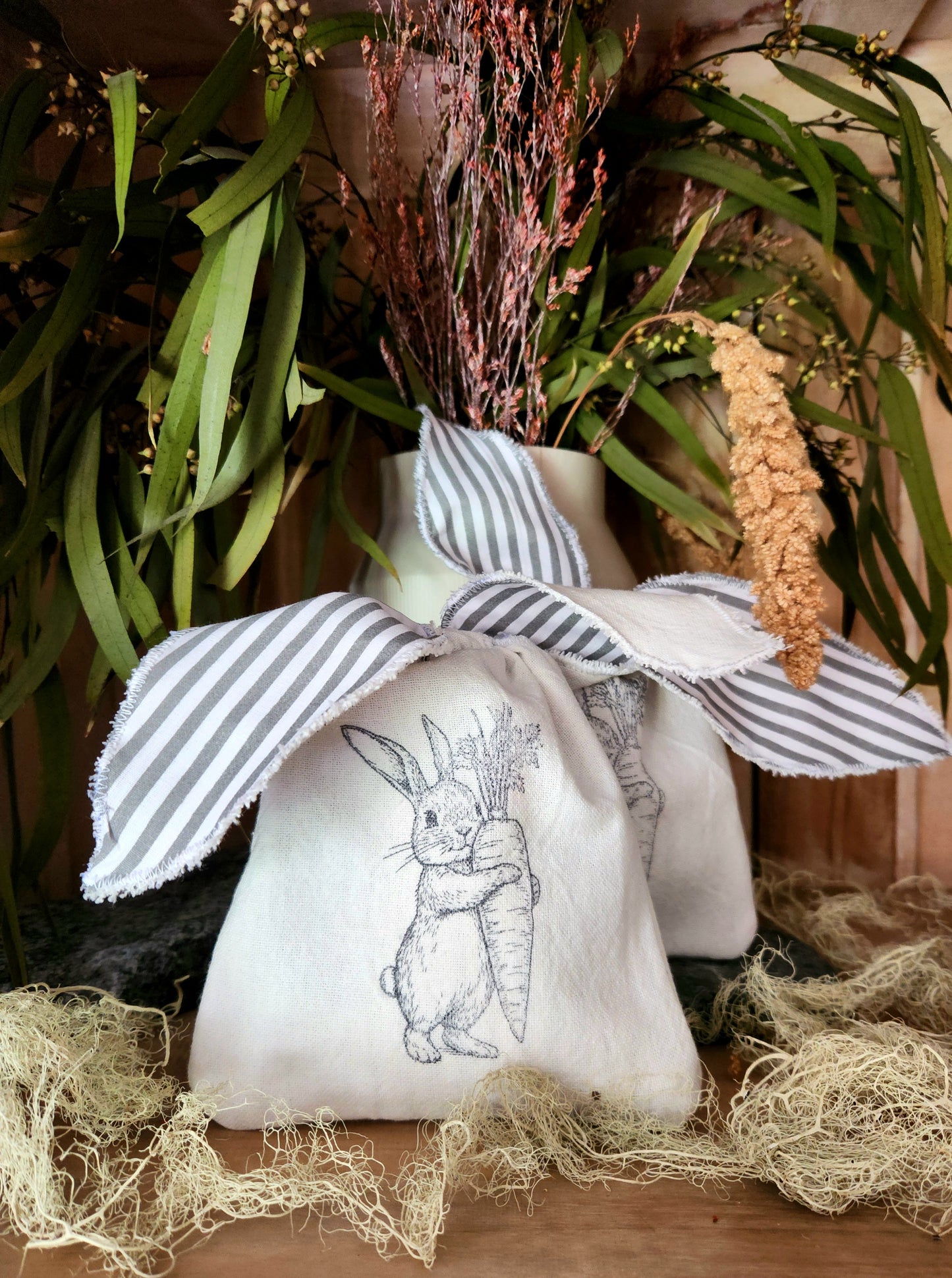 Bolsitas de Pascua Conejitos orejas grises (15 cm)