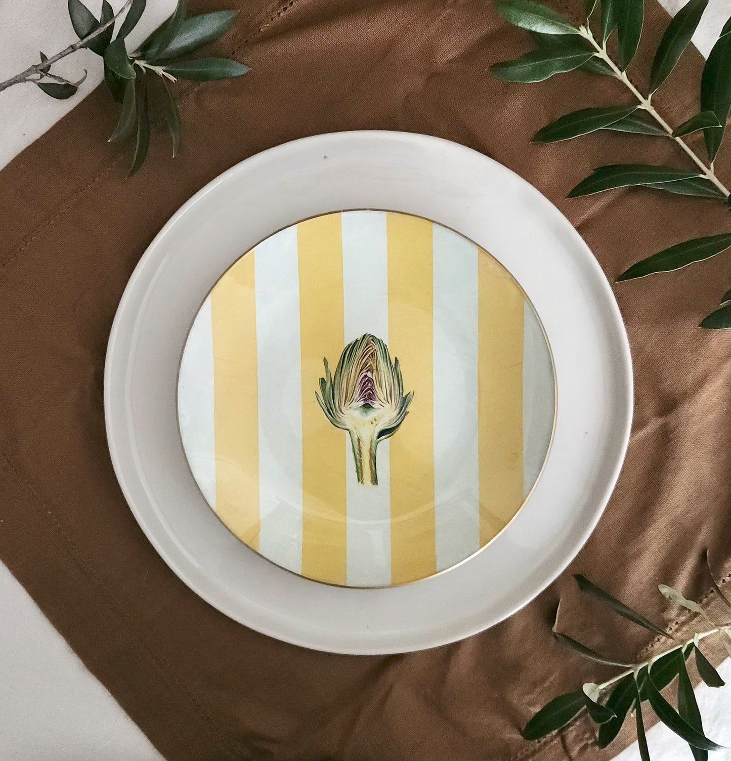 Conjunto 4 platos de postre alcachofas
