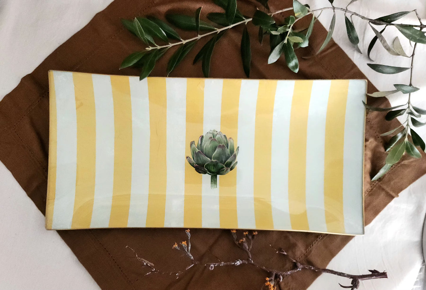 Conjunto aperitivo diseño rayas y alcachofas
