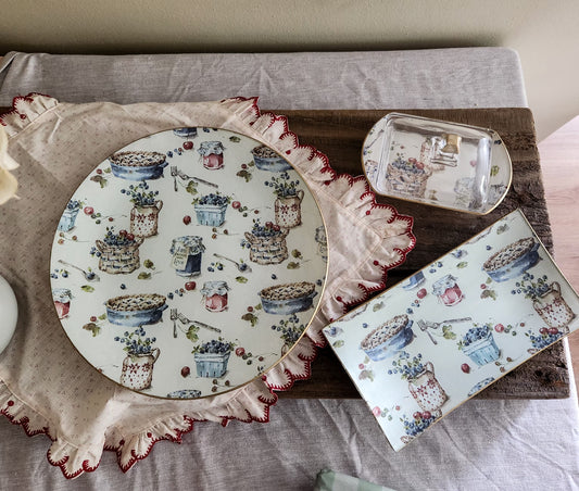 Conjunto diseño entre mermelada y tortas